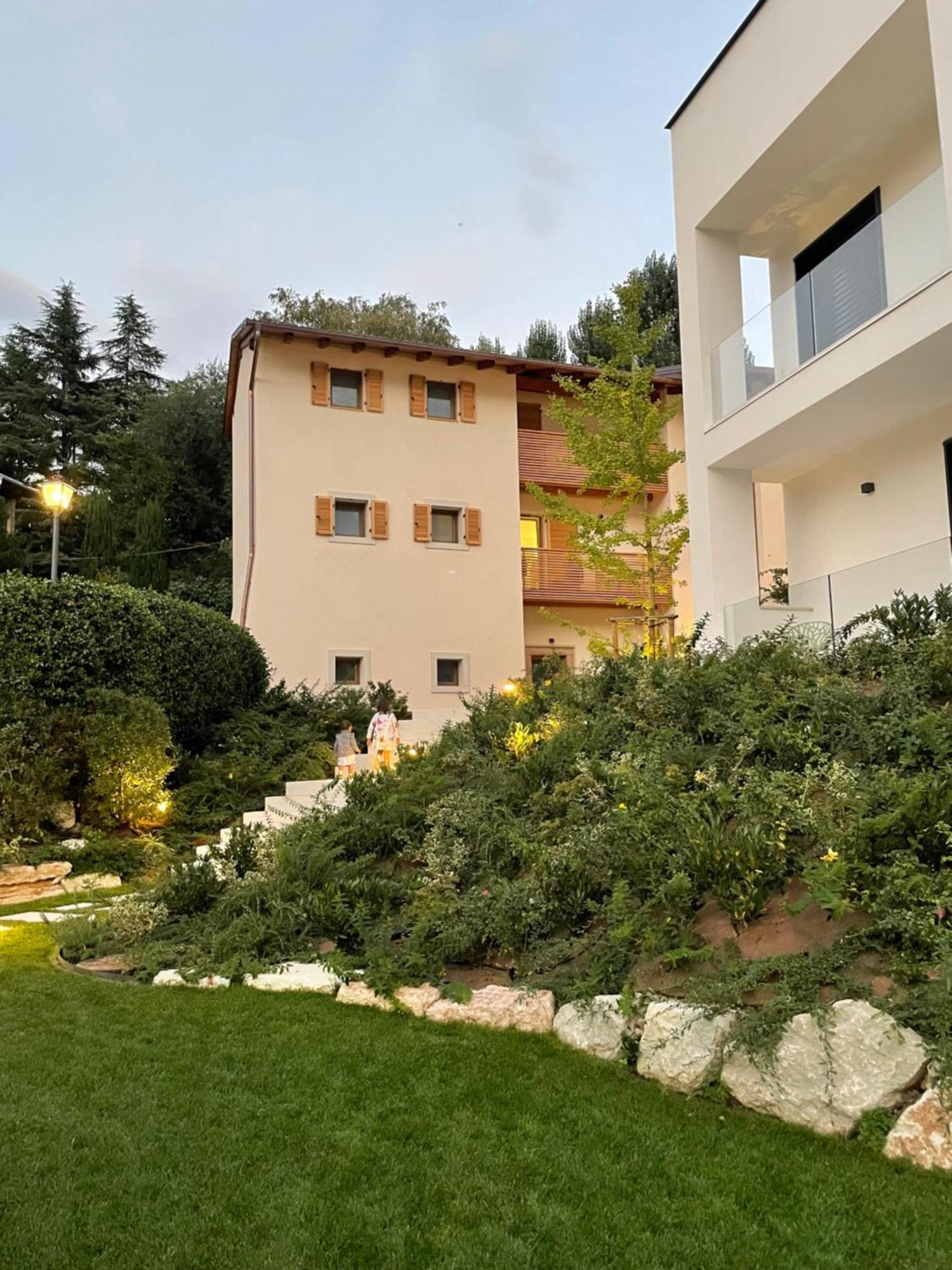 Midum Luxuryapartments Trente Extérieur photo